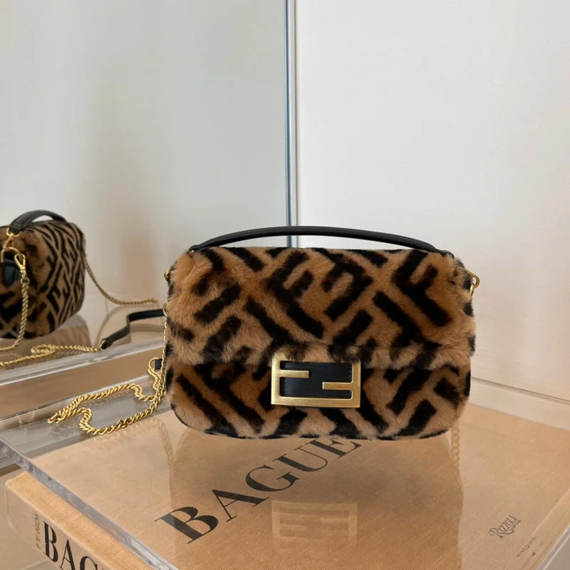 Ladies Fendi Peekaboo bags with a hand - carved leather detail for a unique and artisanal touchWF - Fendi Bags - 793