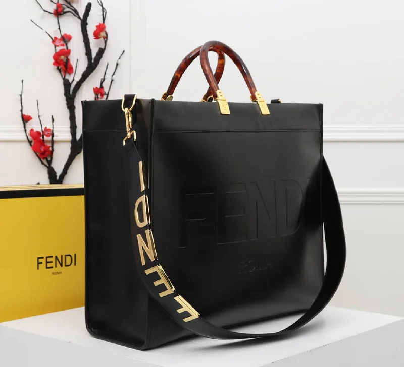 Fendi Sunshine Shopper bags with a structured silhouette and a magnetic - snap closureNew Arrival Bags Fendi 033