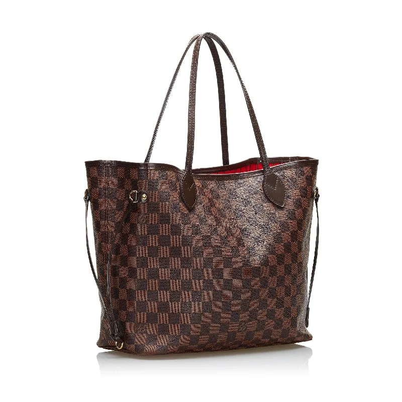 Ladies Louis Vuitton Capucines bags with gold - toned hardwareLouis Vuitton Damier Ebene Neverfull MM 36535)