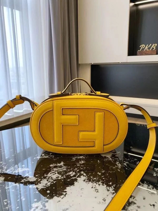 Fendi crossbody bags with a detachable coin purse for added functionality and convenienceWF - Fendi Bags - 813