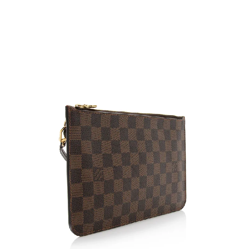 Louis Vuitton Capucines bags with smooth calfskin leather for luxuryLouis Vuitton Damier Ebene Neverfull MM Pochette (21966)