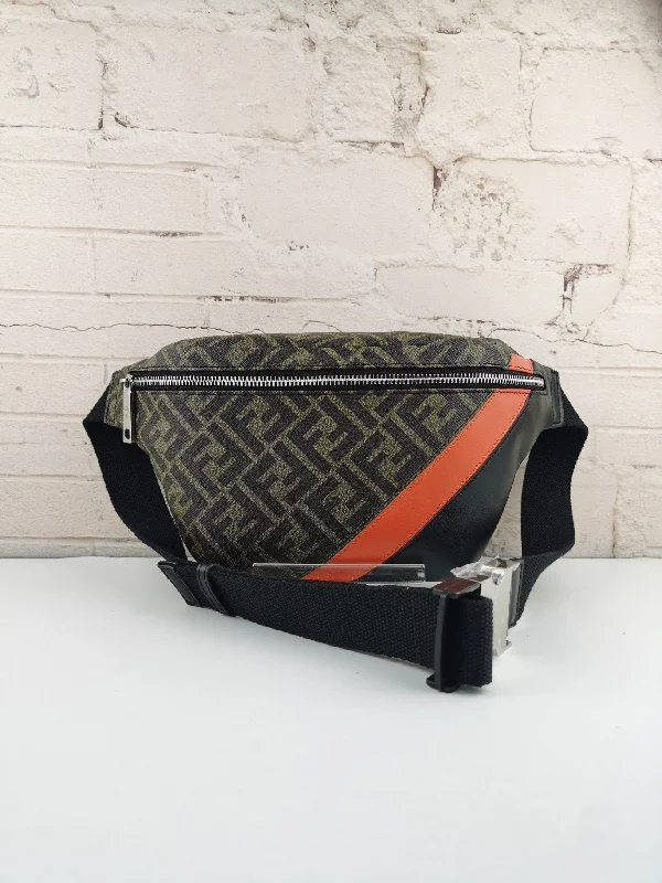 Fendi bags with a detachable camera holder for photography enthusiastsLuxury  Bags Fendi 171