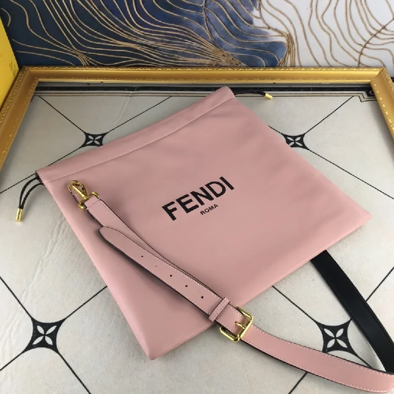 Fendi handbags with a metal - framed clasp for durability and a stylish lookNew Arrival Bags Fendi 044