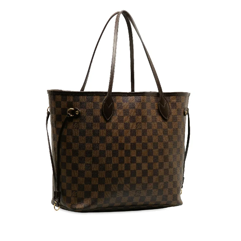 Louis Vuitton handbags with a patent - leather finish for a shiny lookLouis Vuitton Damier Ebene Neverfull MM (KcjAXR)