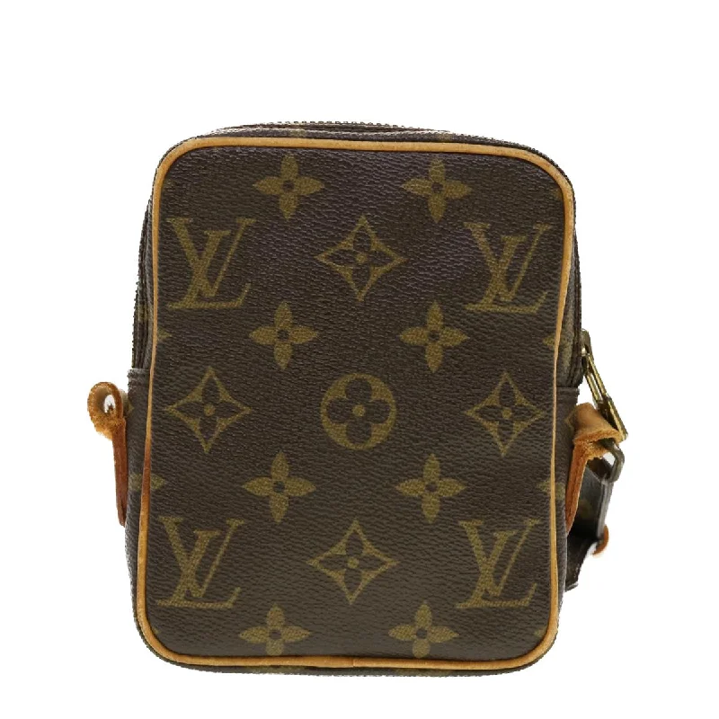 Louis Vuitton crossbody bags in a bold red color for a statementLouis Vuitton Monogram Mini Danube Shoulder Bag M45268 LV Auth cl528