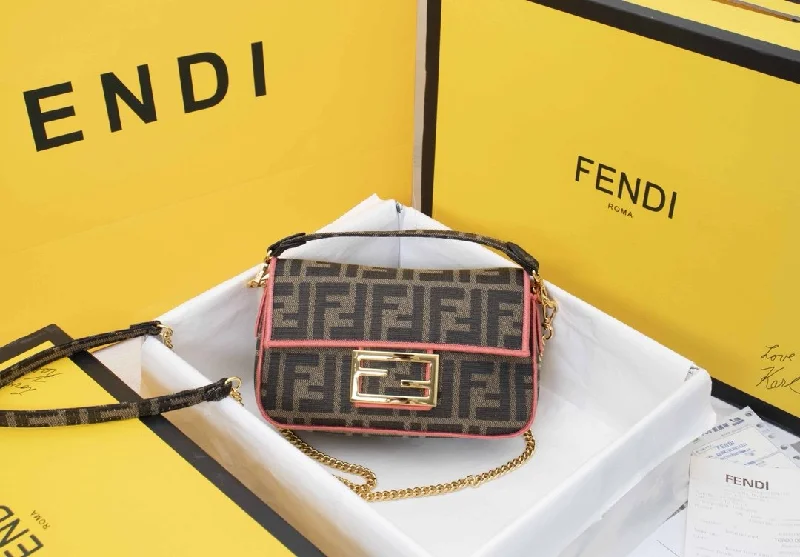 Fendi tote bags with a hand - painted FF pattern for an artisanal and one - of - a - kind touchLuxury  Bags Fendi 163