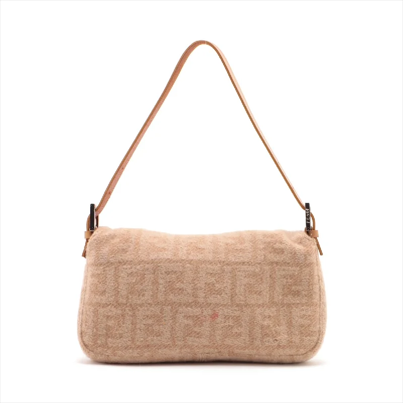 Ladies Fendi Peekaboo bags with a detachable shoulder strap for different carrying optionsFendi Mamma Bucket Wool x Leather Shoulder Bag Beige 26424