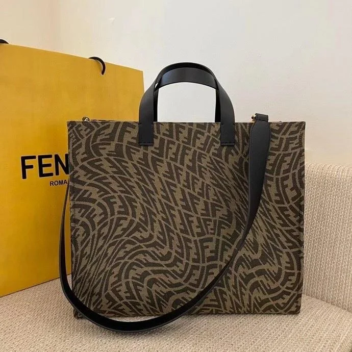 Fendi backpacks with a built - in rain cover for protection in wet weatherLuxury  Bags Fendi 167