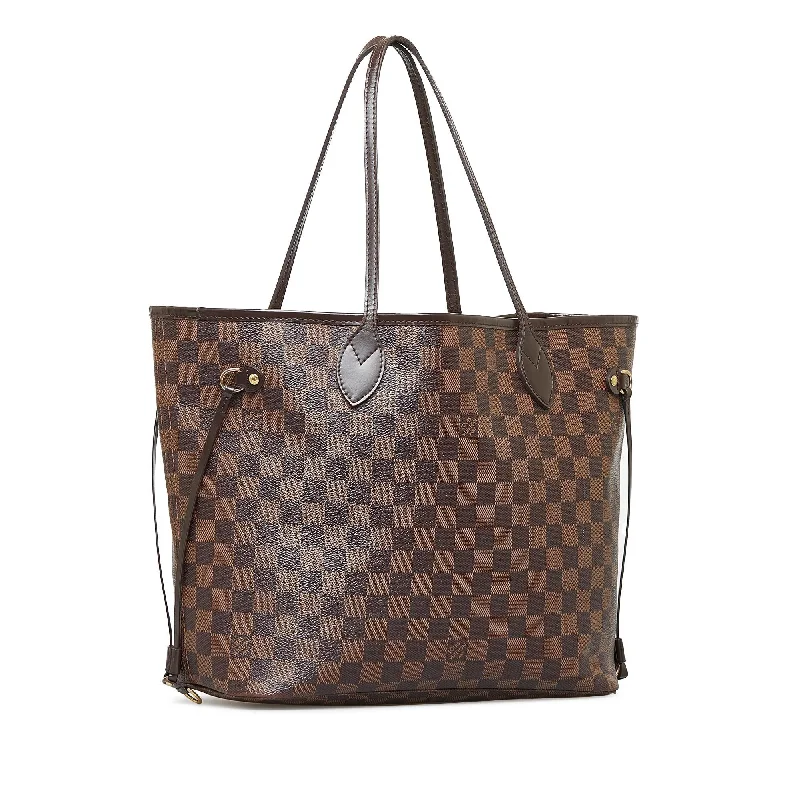 Louis Vuitton bags with a chain - link trim and a leather body for a modern edgeLouis Vuitton Damier Ebene Neverfull MM (YNZgLC)