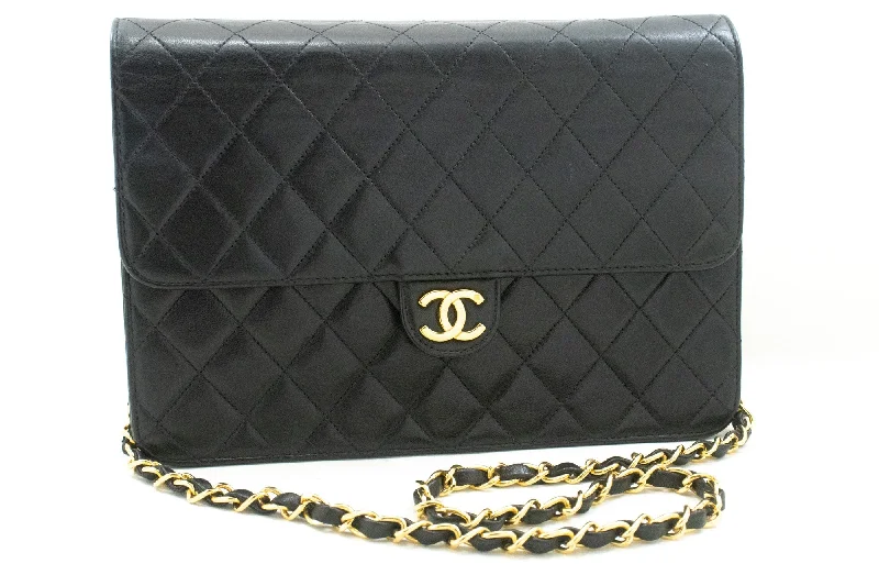 Chanel bags that pair perfectly with any outfitChanel bags that pair perfectly with any outfitCHANEL Chain Shoulder Bag Clutch Black Quilted Flap Lambskin Purse