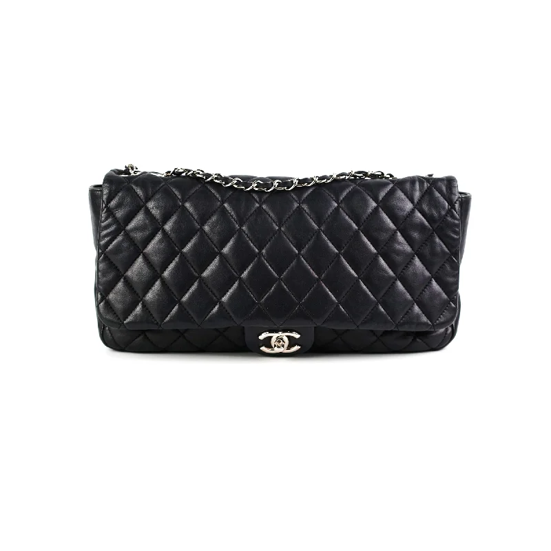 Chanel bags with leather and tweed combinationsChanel bags with leather and tweed combinationsChanel Seasonal Flap Black