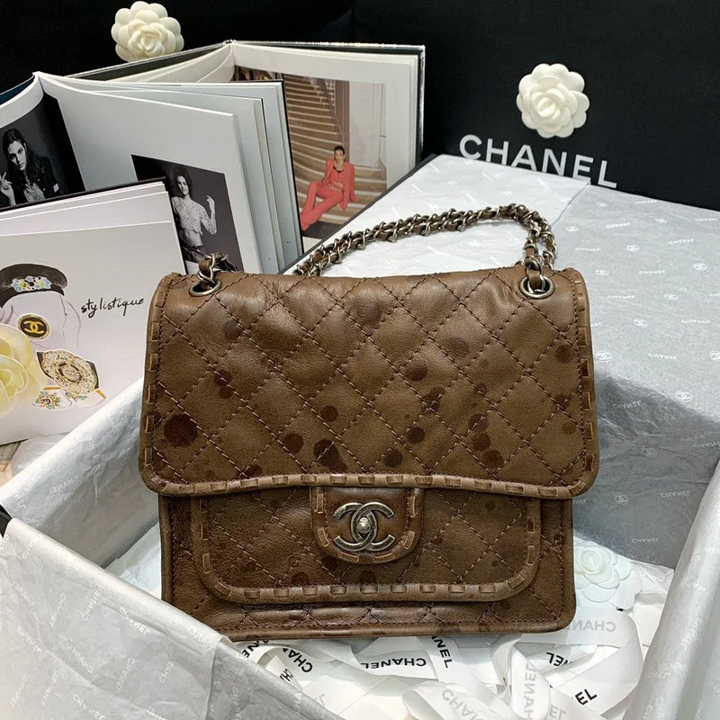 Chanel Quilted Leather Shoulder Bag for FashionistasChanel Quilted Leather Shoulder Bag for FashionistasChanel -Bags - CHL Bags - 1011