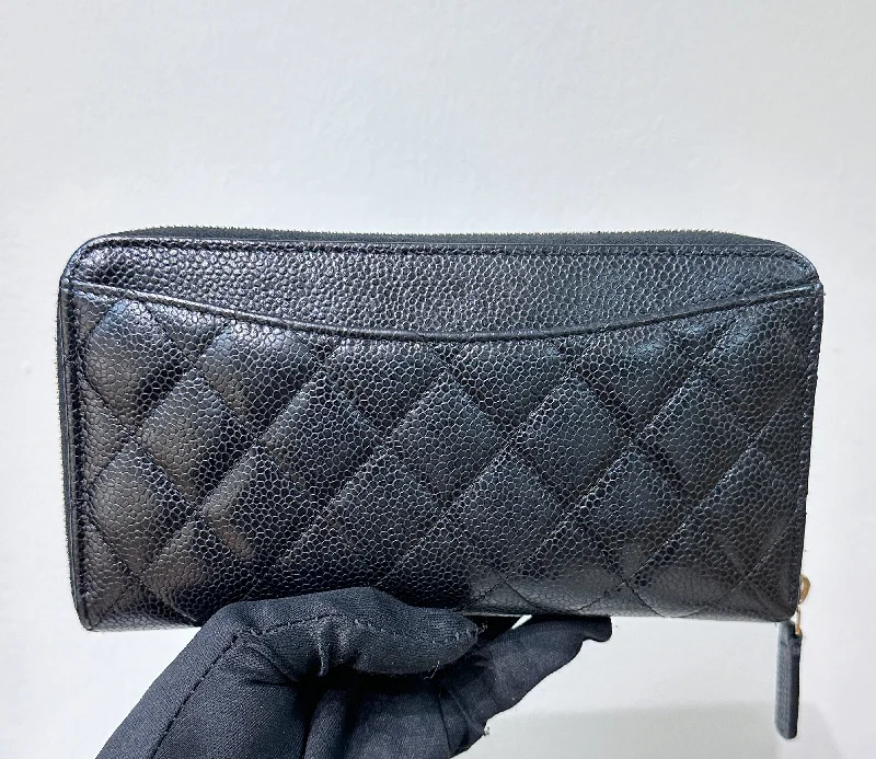 Chanel Medium Tote Bag for Office LadiesChanel Medium Tote Bag for Office LadiesChanel Caviar Long Zip Wallet Black